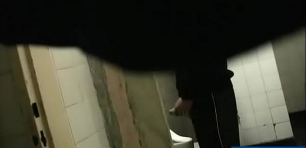  Str8 Dude serviced in a Restroom